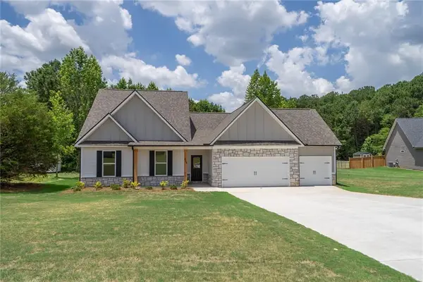 208 Squirrel Run, Good Hope, GA 30641