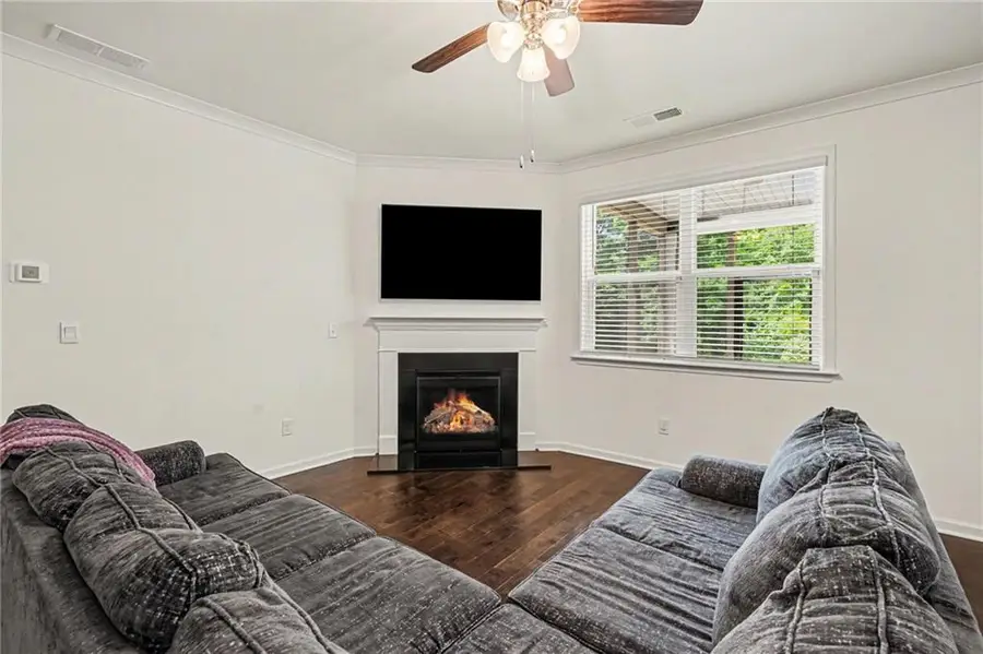 639 Blue Juniper Circle, Loganville, GA 30052 - #2