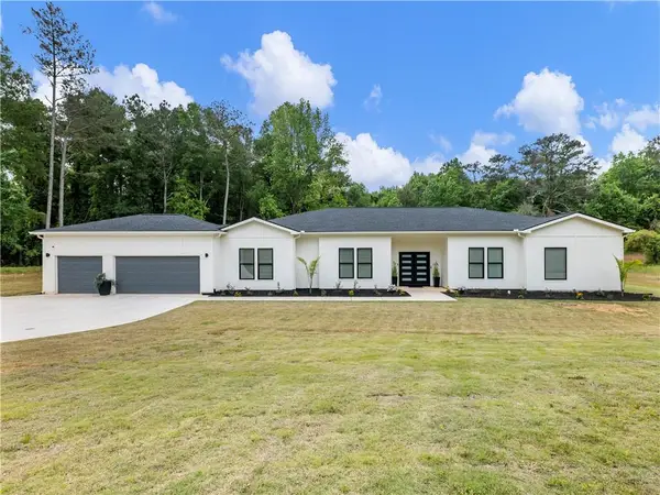 586 Cook Drive, Ellenwood, GA 30294