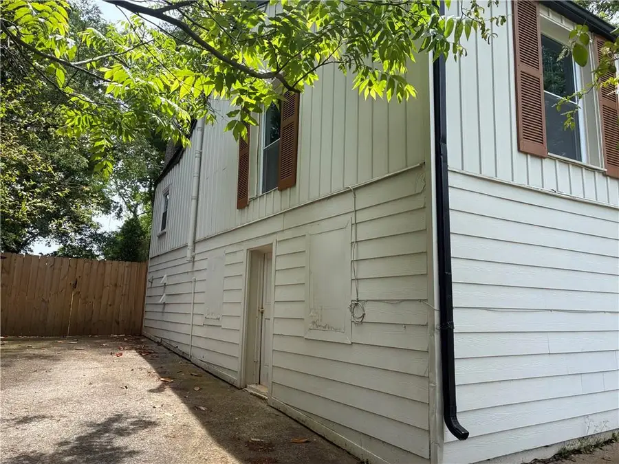 2190 Gordon Circle Se, Smyrna, GA 30080 - #2