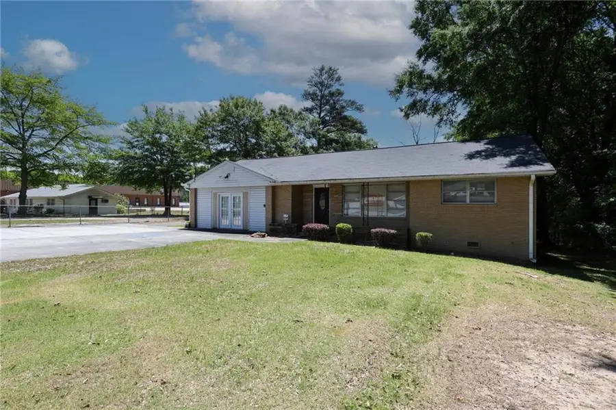 724 King Road, Riverdale, GA 30274 - #2