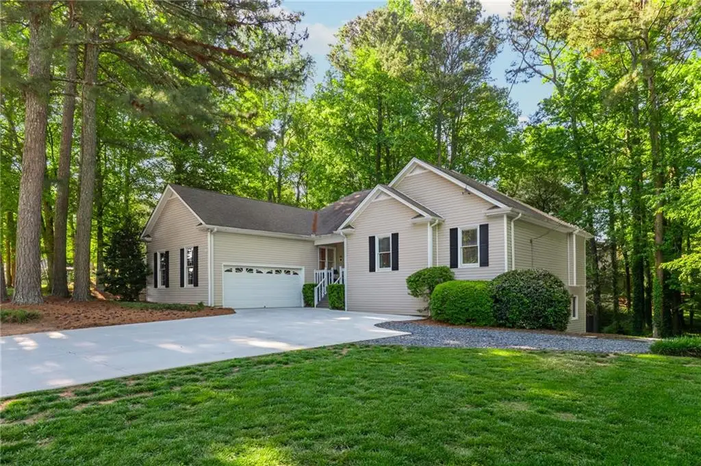 6011 Crabapple Way, Powder Springs, GA 30127 - #1
