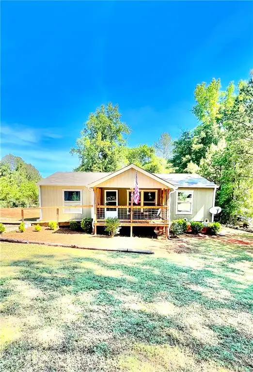1090 River Woods Drive, Madison, GA 30650