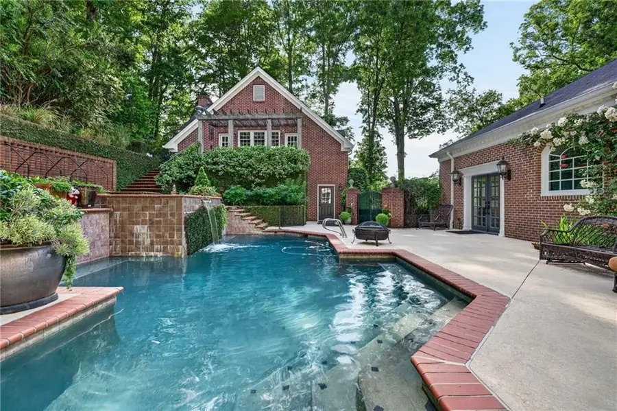 3650 Dumbarton Road Nw, Atlanta, GA 30327 - #2