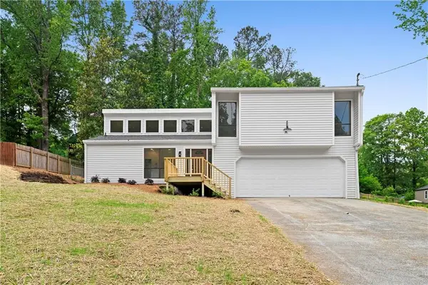 4028 Rock Mill Drive, Marietta, GA 30062