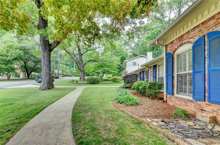 1571 Rochelle Court, Dunwoody, GA 30338 - #3