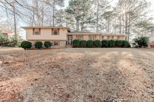 123 Creek Circle, Stockbridge, GA 30281