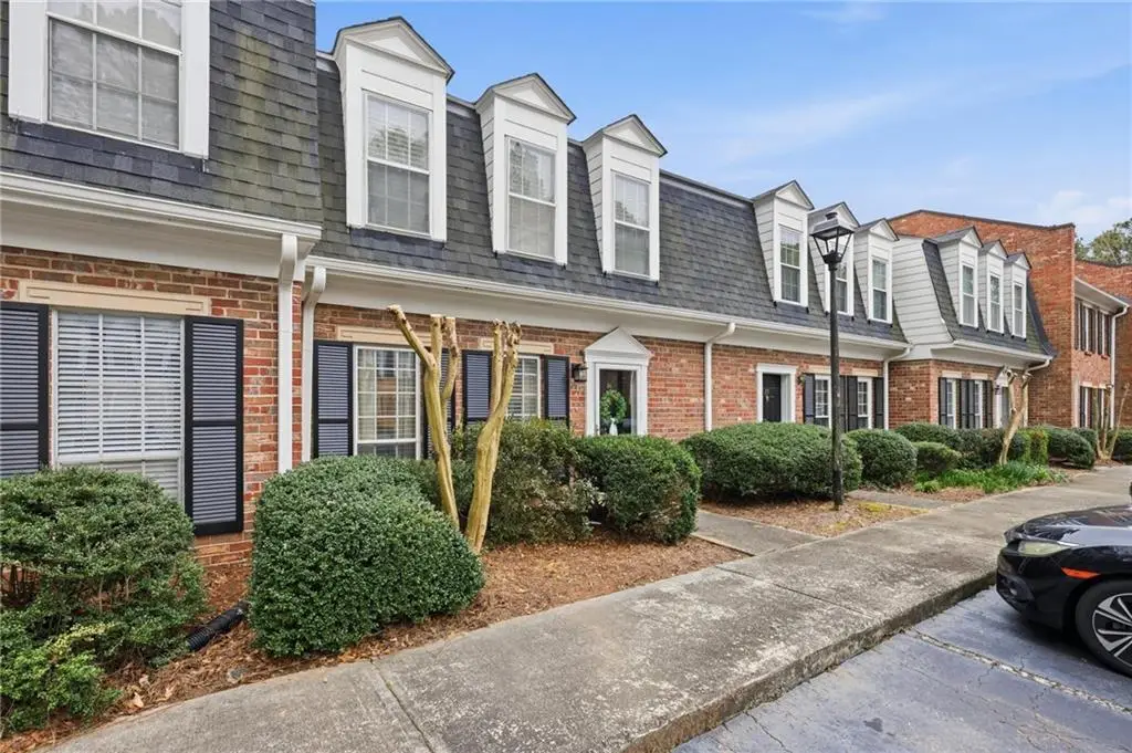 24 Independence Place Nw, Atlanta, GA 30318 - #1
