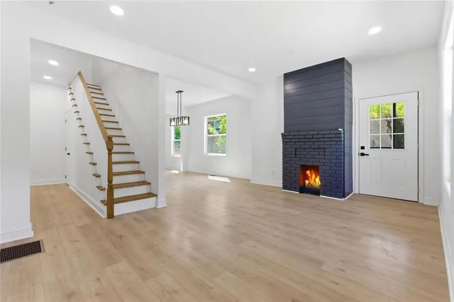 386 Mathewson Place Sw, Atlanta, GA 30310 - #3