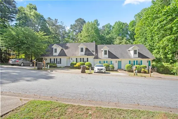 6712 Lakewood Drive, Douglasville, GA 30135