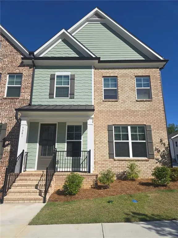 5381 Gray Birch Bend, Flowery Branch, GA 30542