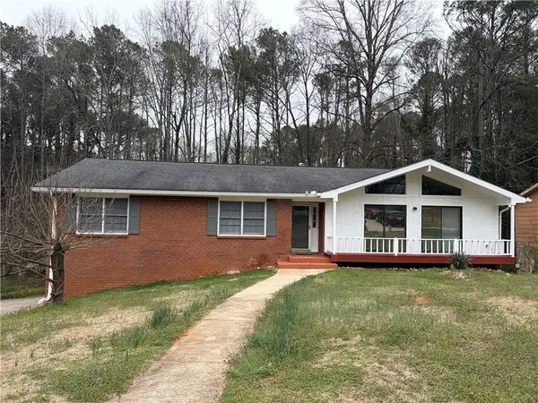 5252 Enchanted Cove Sw, Lilburn, GA 30047