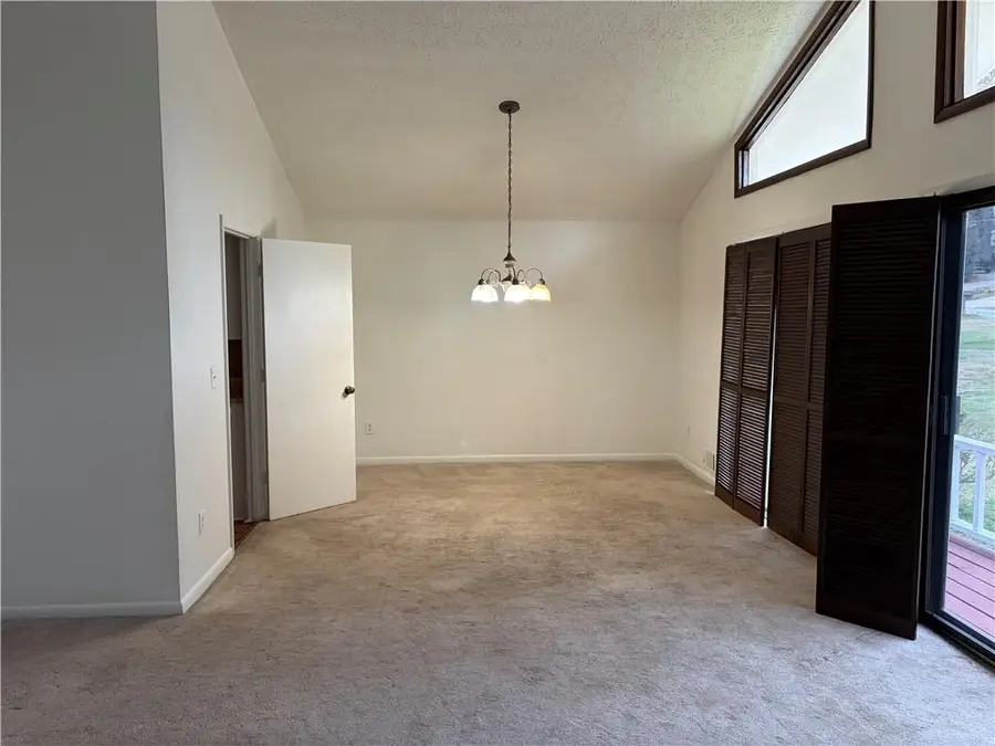 5252 Enchanted Cove Sw, Lilburn, GA 30047 - #3