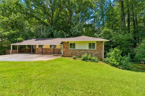 1744 Reindeer Drive Ne, Atlanta, GA 30329
