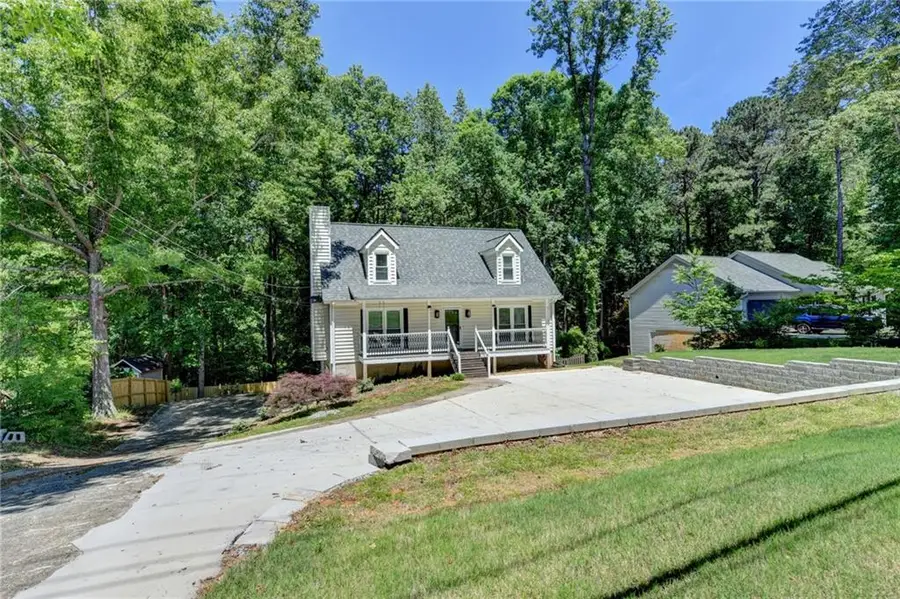 1530 Plunketts Road, Buford, GA 30519 - #2
