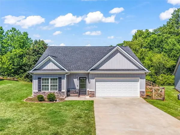 372 Highland Pointe Drive, Alto, GA 30510