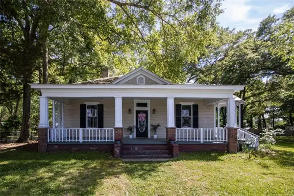 285 E Main St, Forsyth, GA 31029