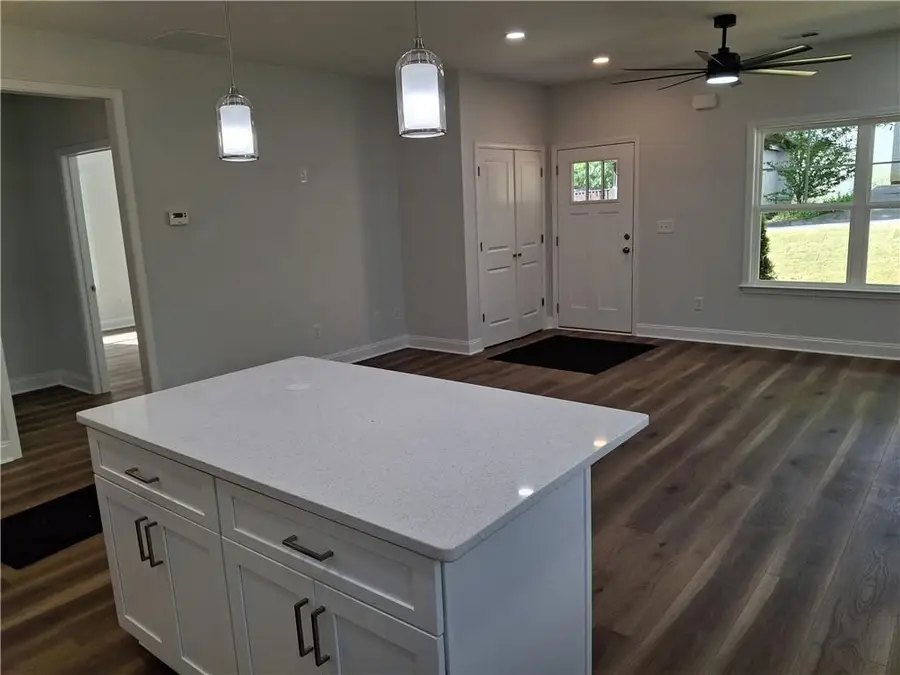 769 Carlton Street Se, Gainesville, GA 30501 - #2