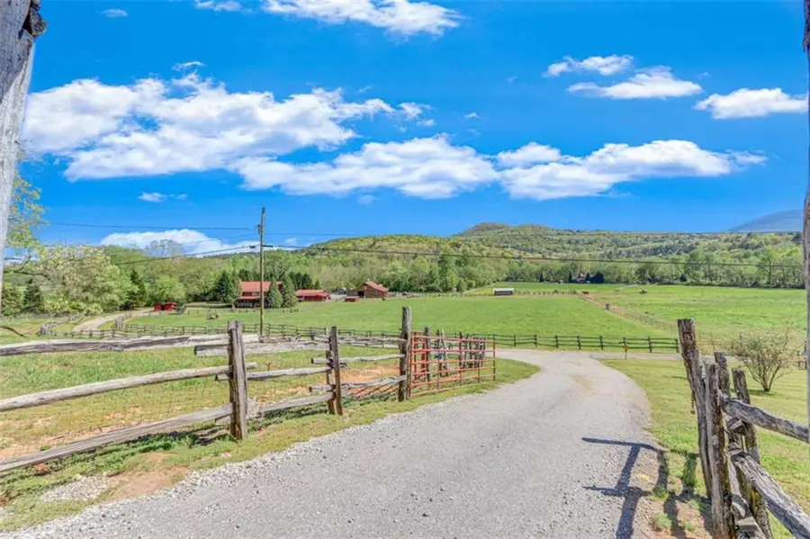 1304 Highway 17, Sautee Nacoochee, GA 30571 - #3