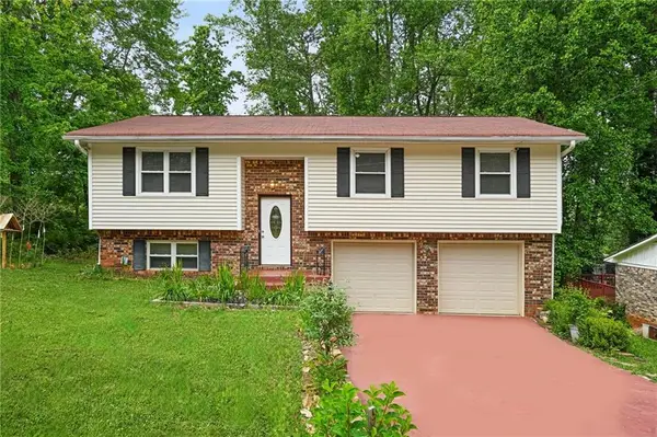 1476 Indian Forest Trail, Stone Mountain, GA 30083