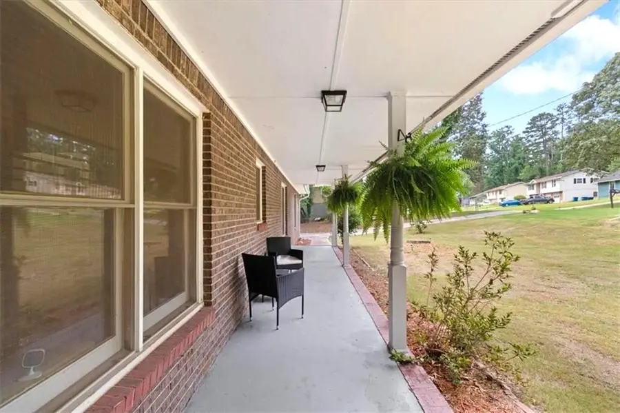 6372 Valley Dale Drive, Riverdale, GA 30274 - #2