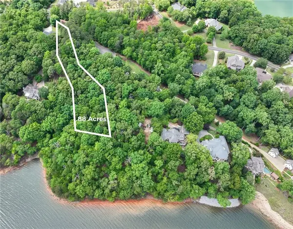 206 Lake Pointe Drive, Gainesville, GA 30506
