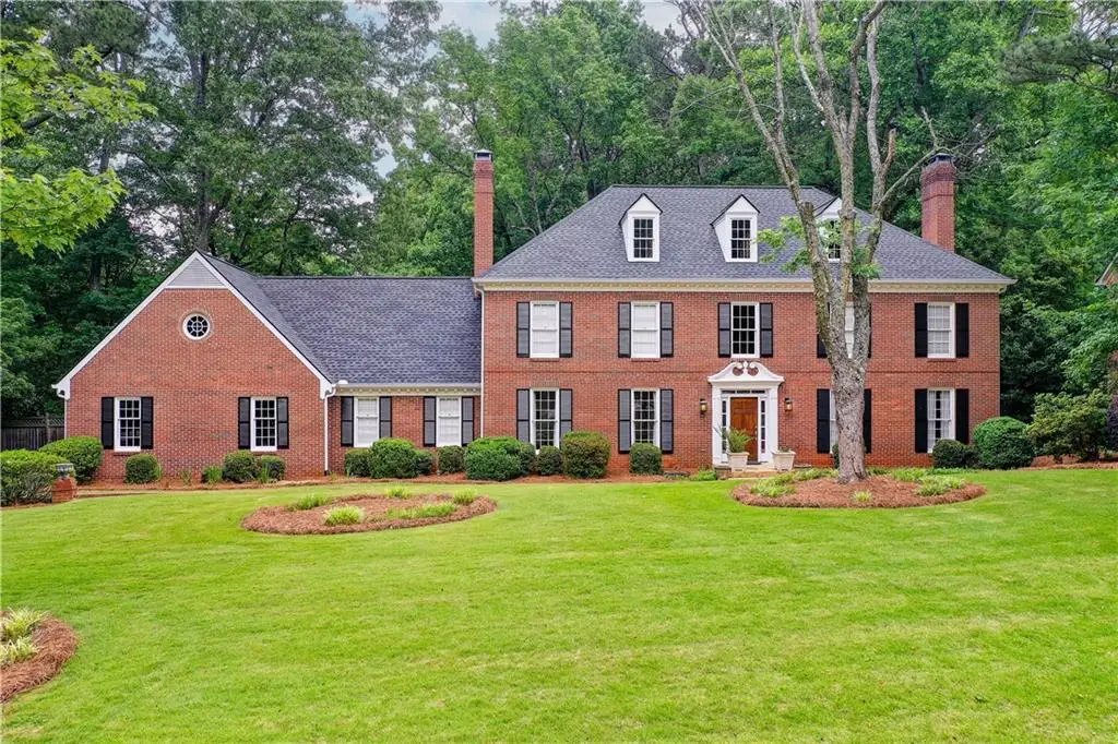 625 River Chase Point, Atlanta, GA 30328 - #1
