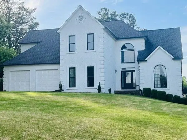 10590 Stonepoint Place, Johns Creek, GA 30097