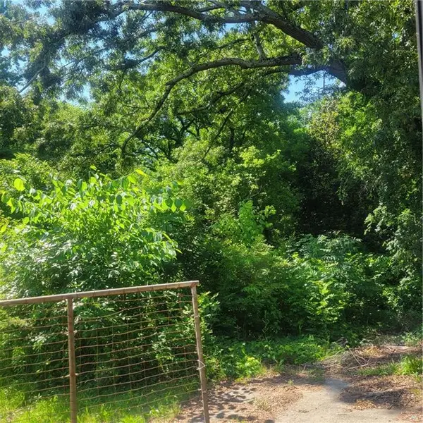 1220 Bolton Road, Atlanta, GA 30331