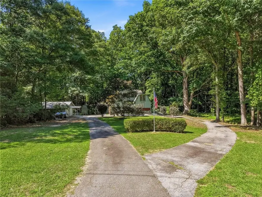 327 Lewis Circle, Commerce, GA 30529 - #3