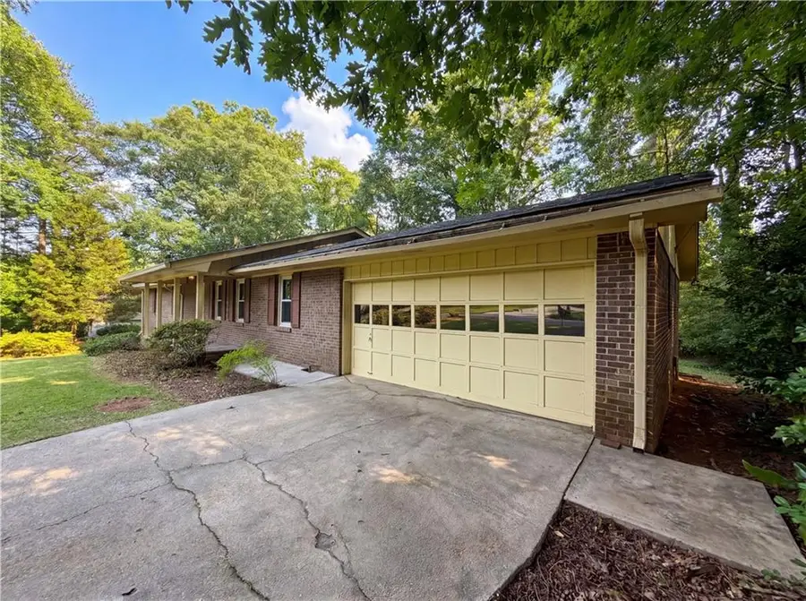 4402 N Shore Lane, Norcross, GA 30093 - #2