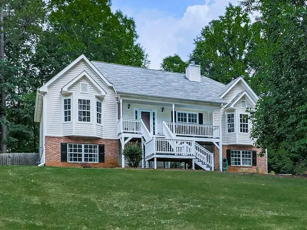 445 Highlander Way, Acworth, GA 30101