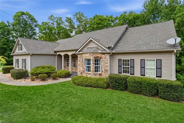 3480 Talking Leaves Trail, Gainesville, GA 30506