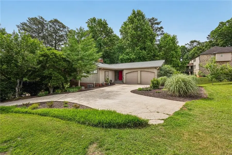 5316 Corsham Court Sw, Lilburn, GA 30047 - #2