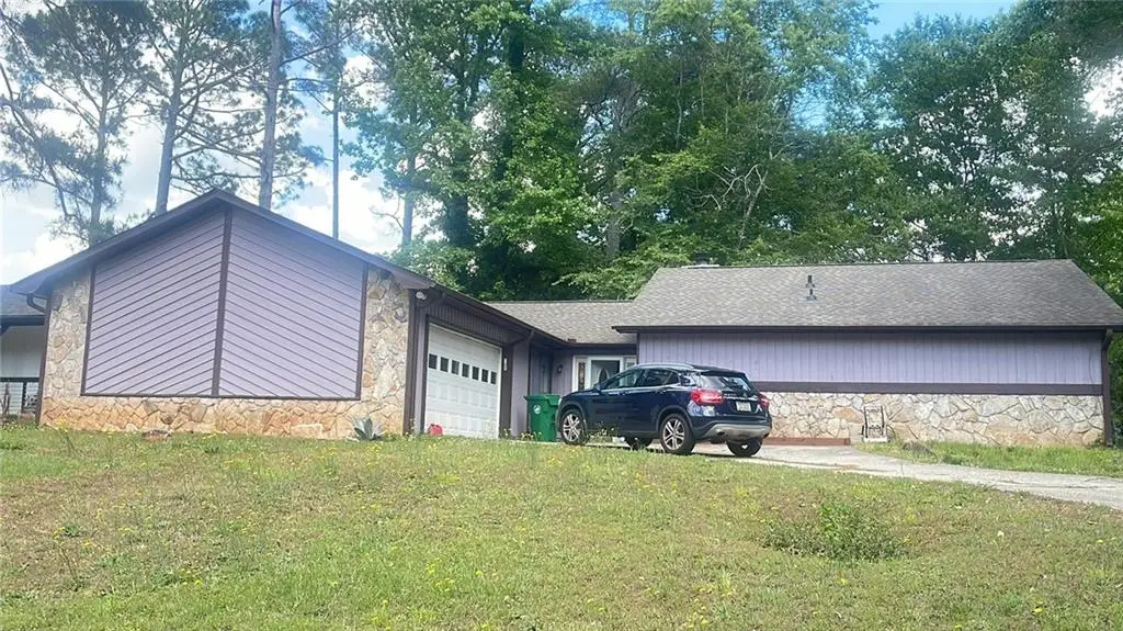 5025 Stoney Point Circle, Stone Mountain, GA 30088 - #1