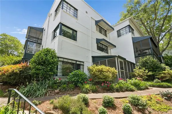 1367 Chalmette Drive Ne, Atlanta, GA 30306