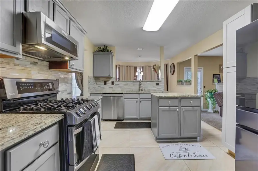 5870 Sunflower Court, Ellenwood, GA 30294 - #2