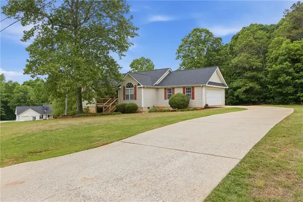 180 Rocky Shoals Trail, Mount Airy, GA 30563