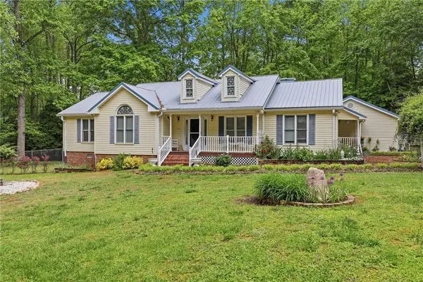 155 Deerfield Circle, Mount Airy, GA 30563