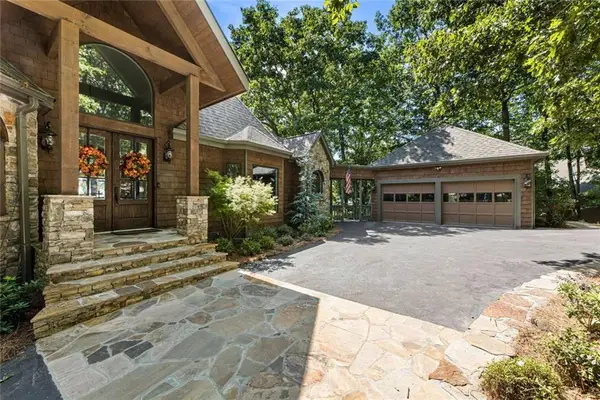 912 Mcelroy Mountain Drive, Jasper, GA 30143