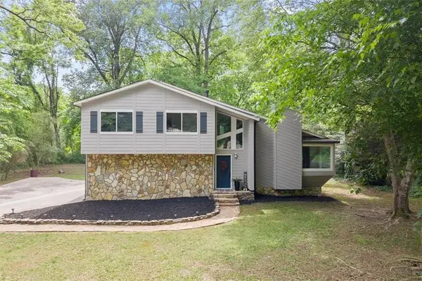189 Castlebar Court, Mableton, GA 30126