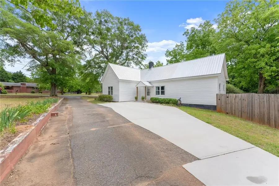 1519 New Hope Church Road, Loganville, GA 30052 - #2