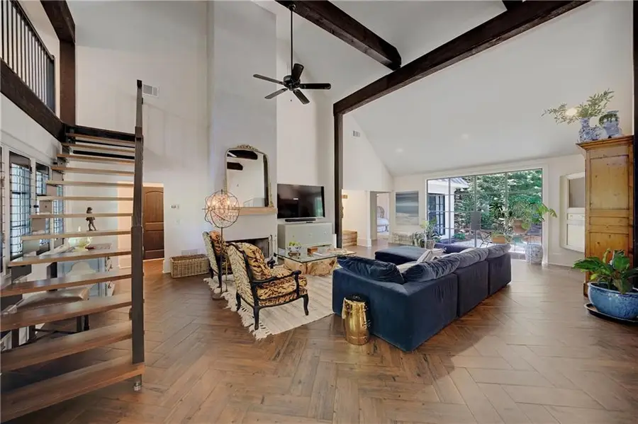 950 Jones Road, Roswell, GA 30075 - #2