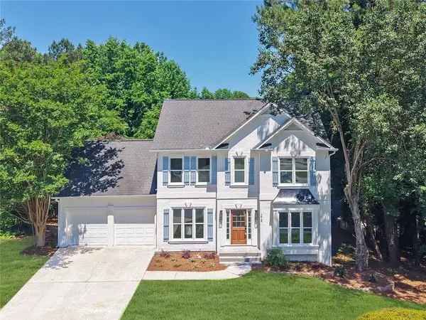 1412 Winterberry Ridge Circle, Woodstock, GA 30189