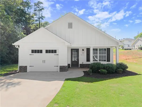 1672 Meadow Lark Lane, Gainesville, GA 30501