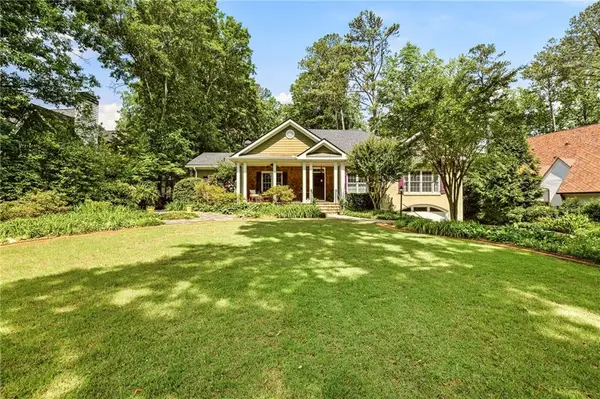 193 Lake Forrest Lane Ne, Atlanta, GA 30342