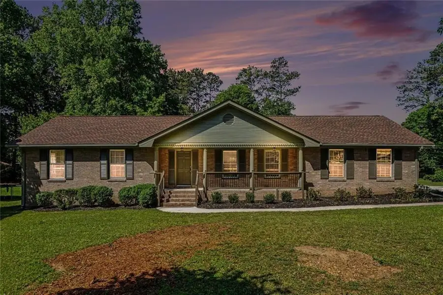 1697 Fremont Drive Sw, Stone Mountain, GA 30087 - #3