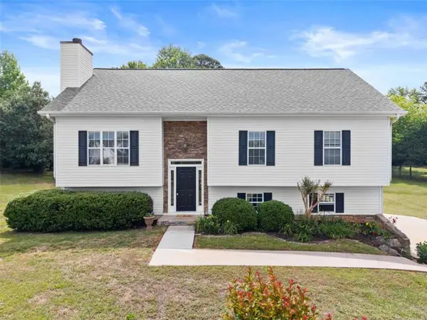 6201 Green Mountain Lane, Clermont, GA 30527