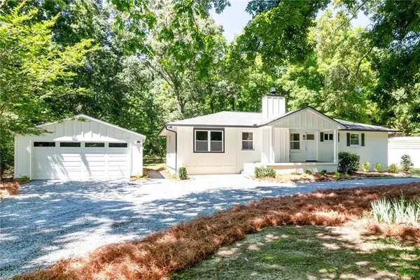 45 E Rocky Street Ne, White, GA 30184