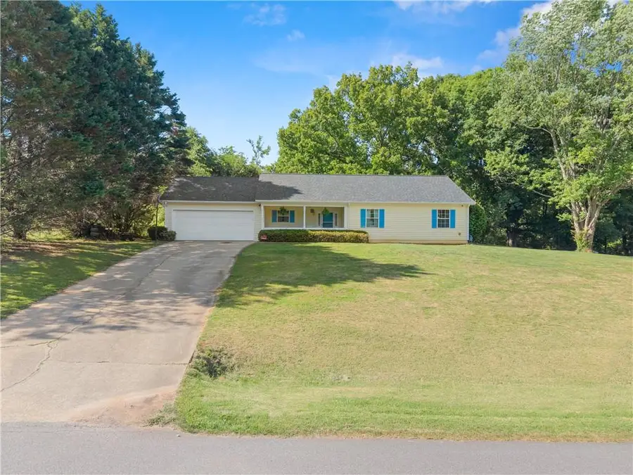 3719 River North Drive, Gainesville, GA 30506 - #2